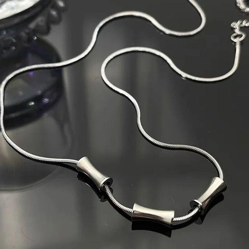 New Irregular Wave Shape Chain Men Necklace Advanced Sense Stainless Steel Figaro Cuban Chain Necklace for Men Women Jewelry ﻿
